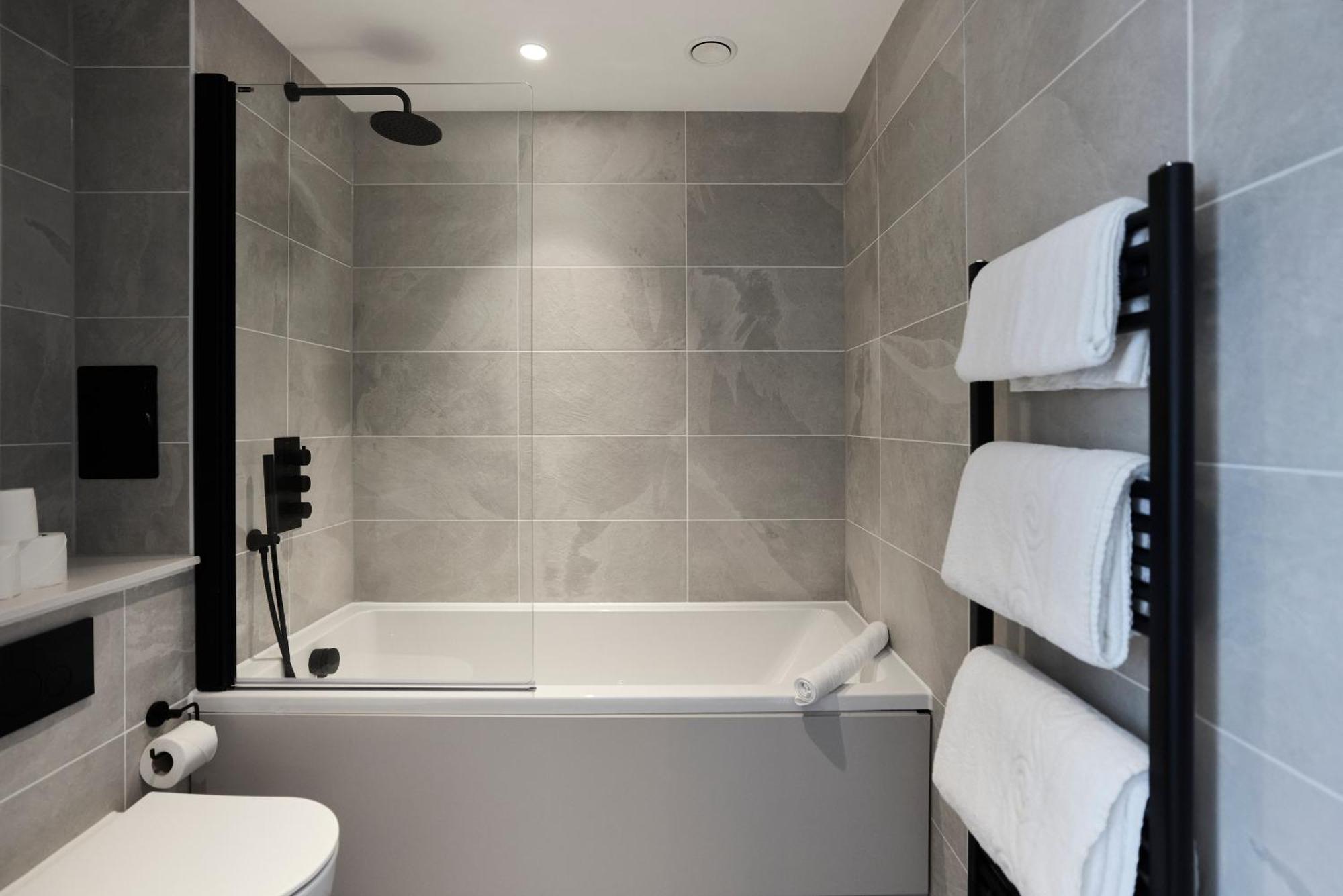 The Tottenham Hideaway - Alluring 1bdr Flat With Balcony